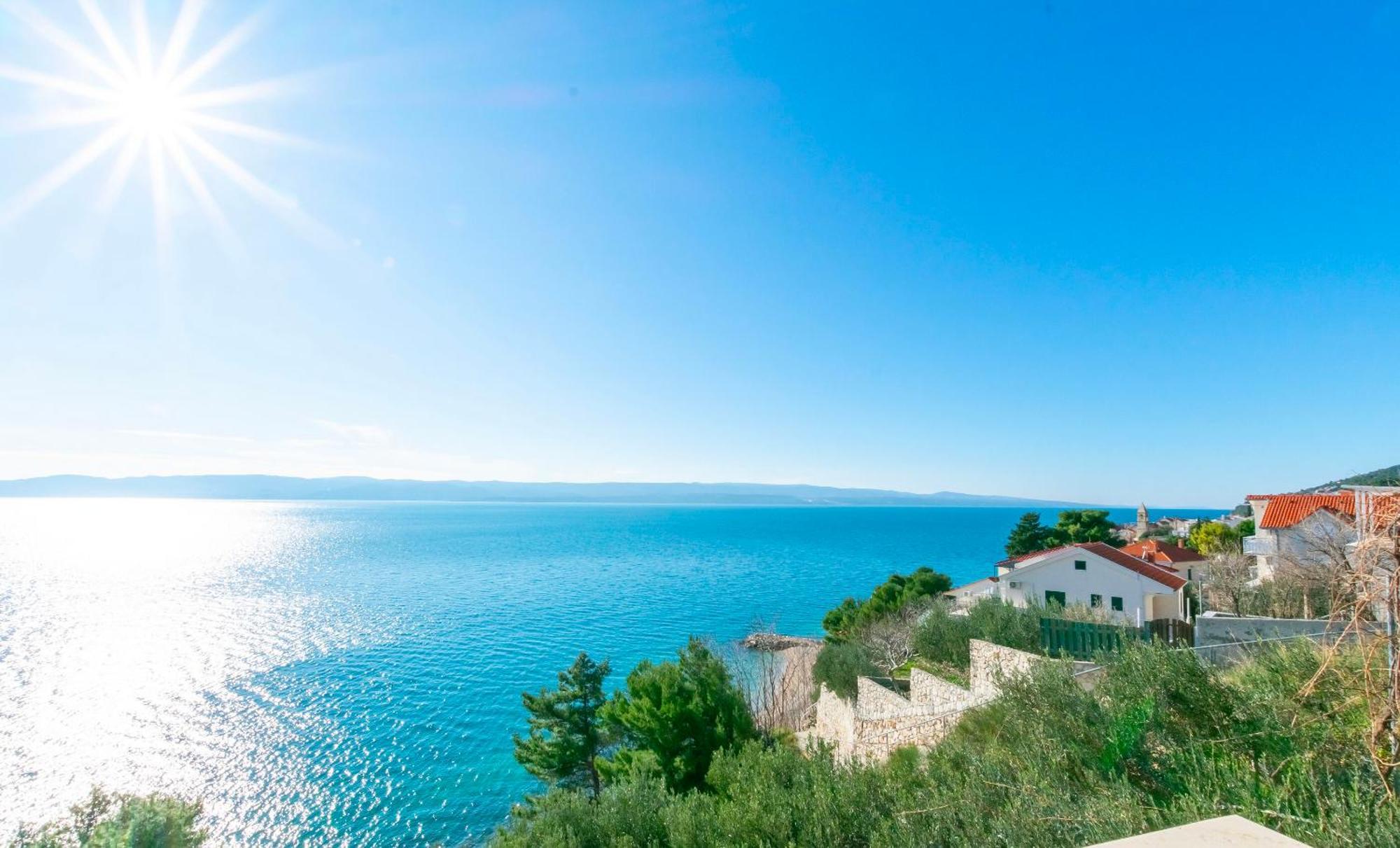 Apartments Ivo - Sea View; Писак Екстериор снимка